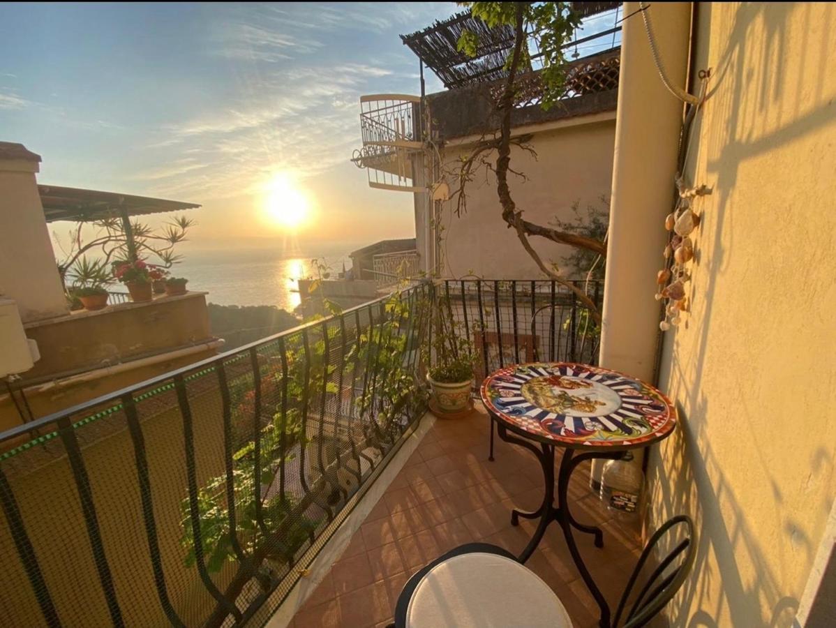 Bed and Breakfast La Guardiola Di Angela e Nino Taormina Esterno foto